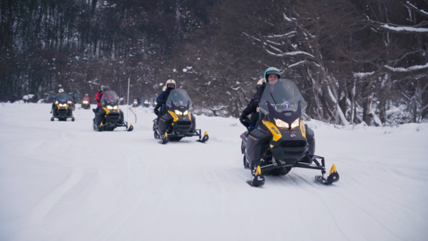 Aventura e Neve com Moto de Neve
