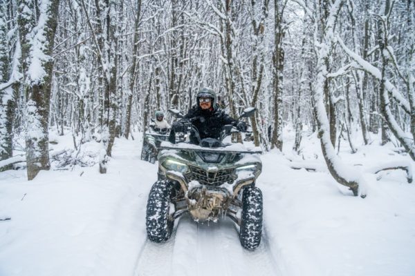 Aventura e Neve com Moto de Neve