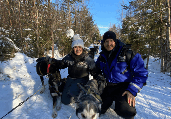 Passeio de Trenó com Cães